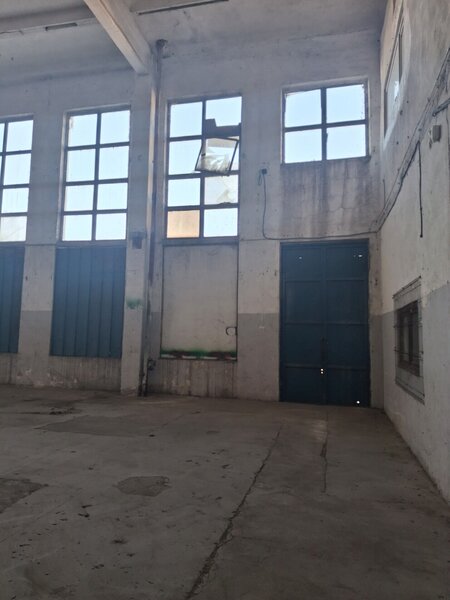 Ilfov Spatii depozitare /productie Linia de Centura Leordeni-Glina