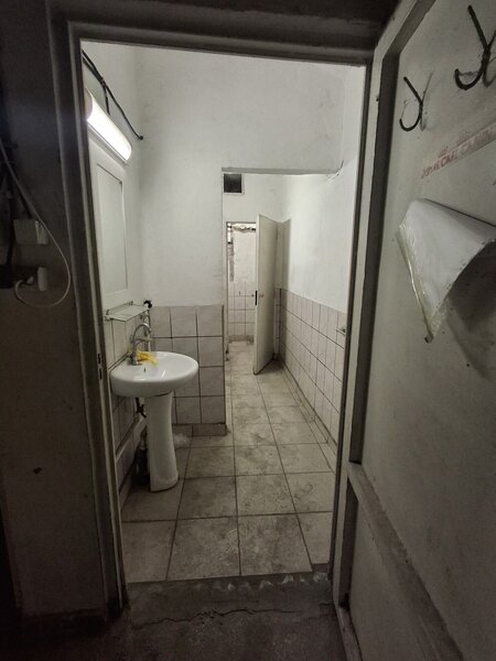 Ilfov Spatii depozitare /productie Linia de Centura Leordeni-Glina